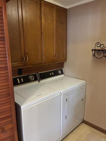 909 N Washington Street Bicknell IN 47512
