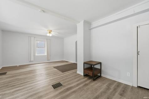373 Posey Hill Street Roanoke IN 46783