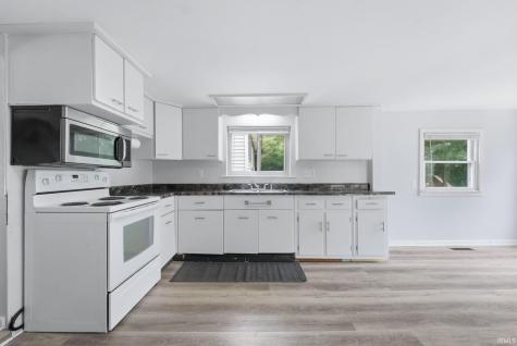 373 Posey Hill Street Roanoke IN 46783
