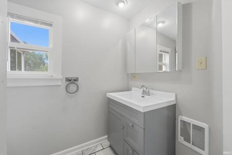 373 Posey Hill Street Roanoke IN 46783