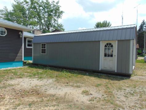 8983 N Shepards Park Avenue Monticello IN 47960