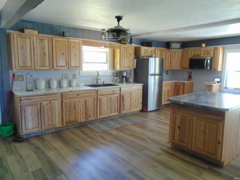 8983 N Shepards Park Avenue Monticello IN 47960
