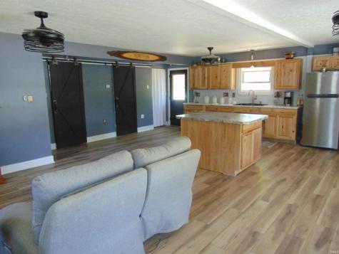 8983 N Shepards Park Avenue Monticello IN 47960