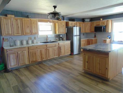 8983 N Shepards Park Avenue Monticello IN 47960