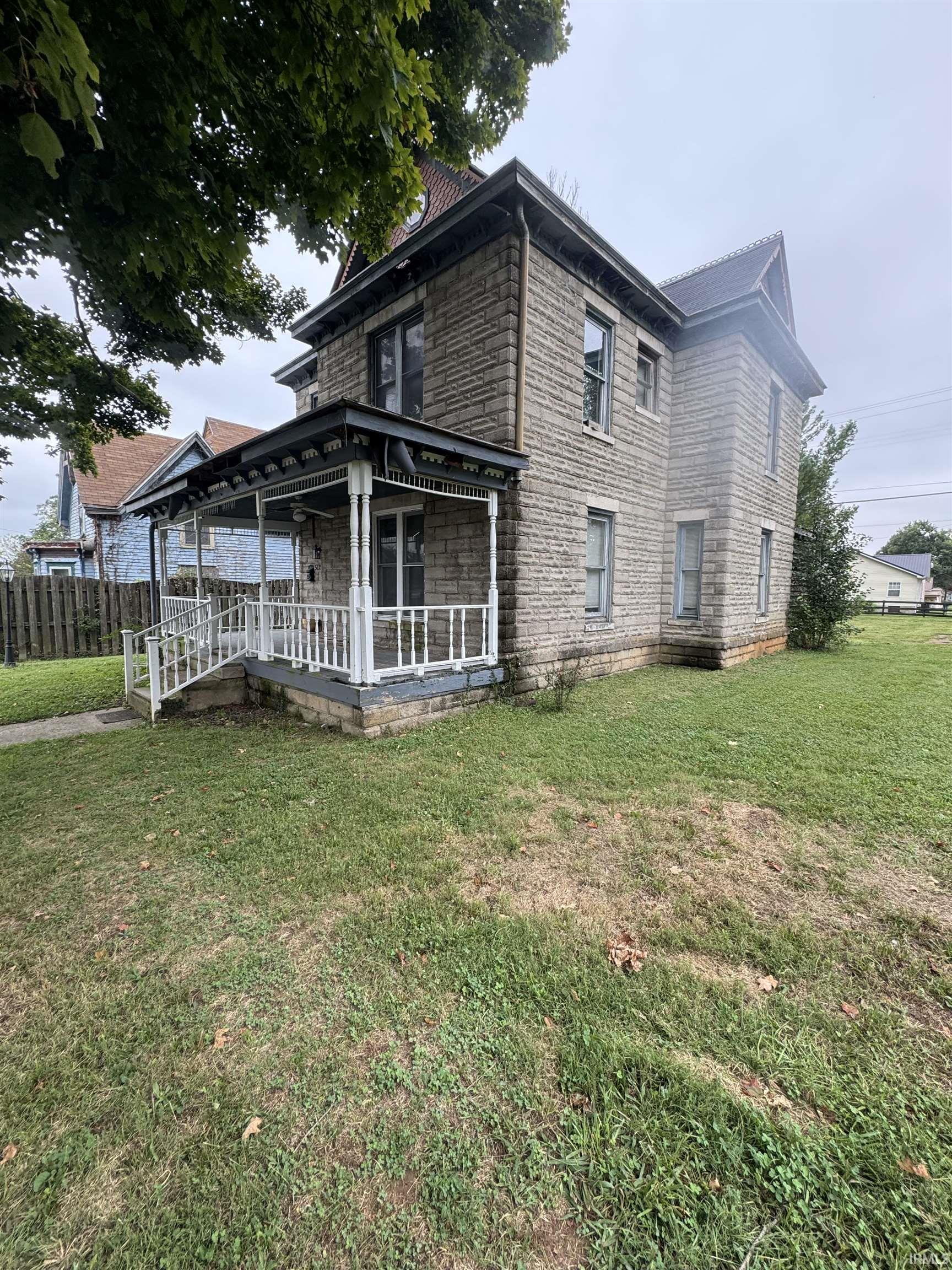 512 W Frank Street Mitchell IN 47446