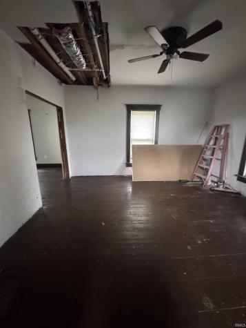 512 W Frank Street Mitchell IN 47446