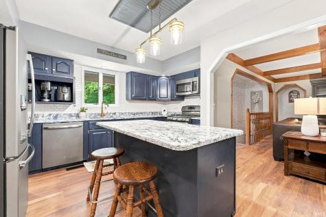 1108 Easton Trail Fort Wayne IN 46825