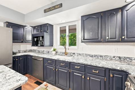 1108 Easton Trail Fort Wayne IN 46825