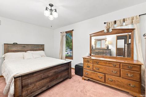 1108 Easton Trail Fort Wayne IN 46825