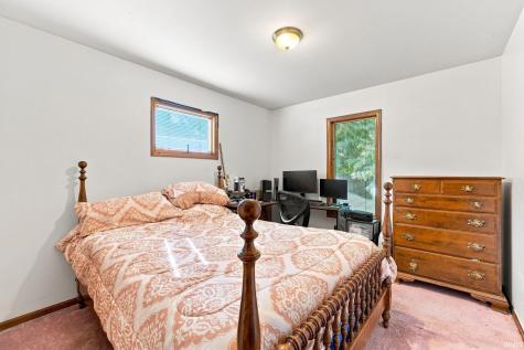 1108 Easton Trail Fort Wayne IN 46825