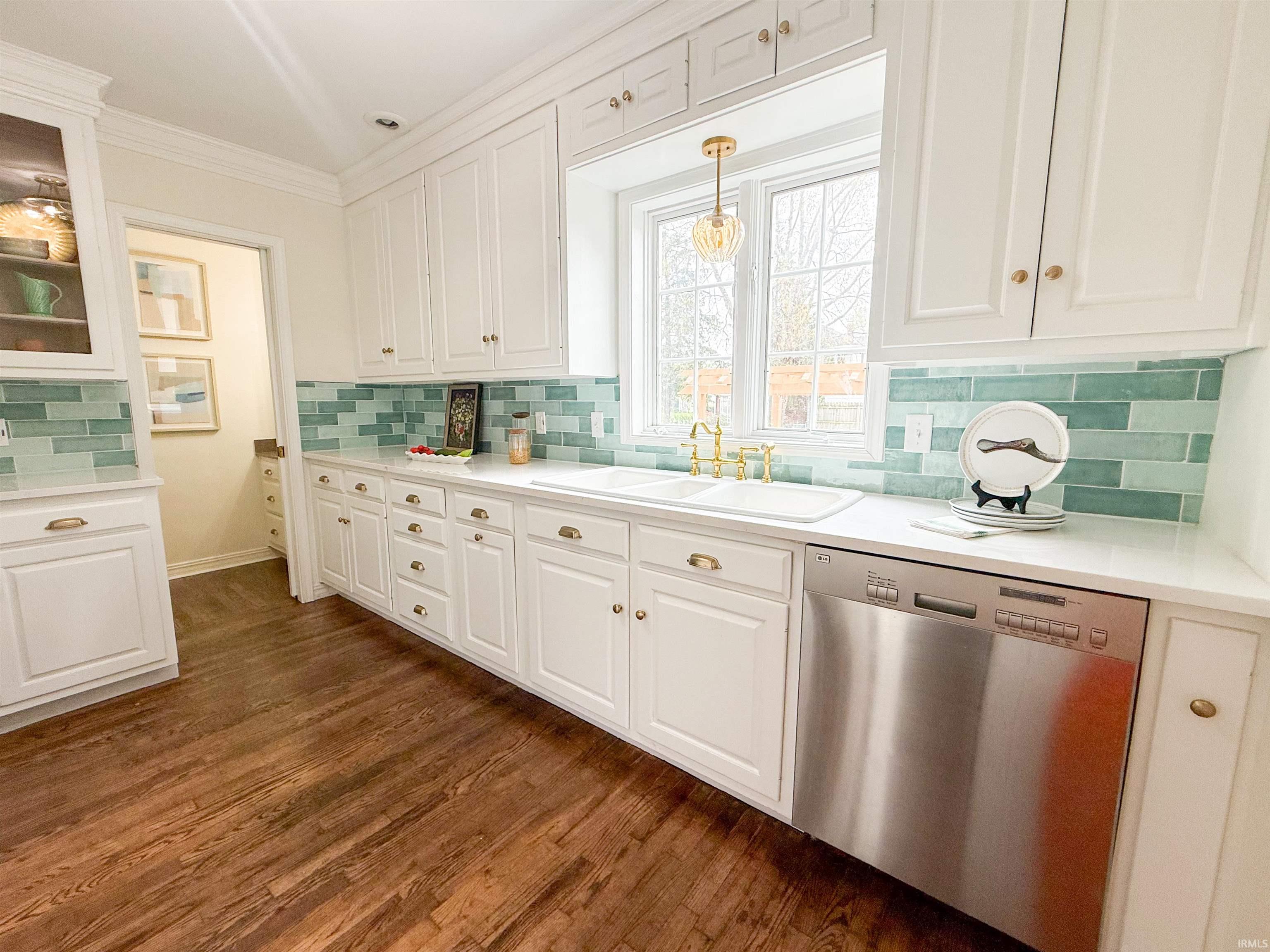 903 Homewood Avenue Mishawaka IN 46544