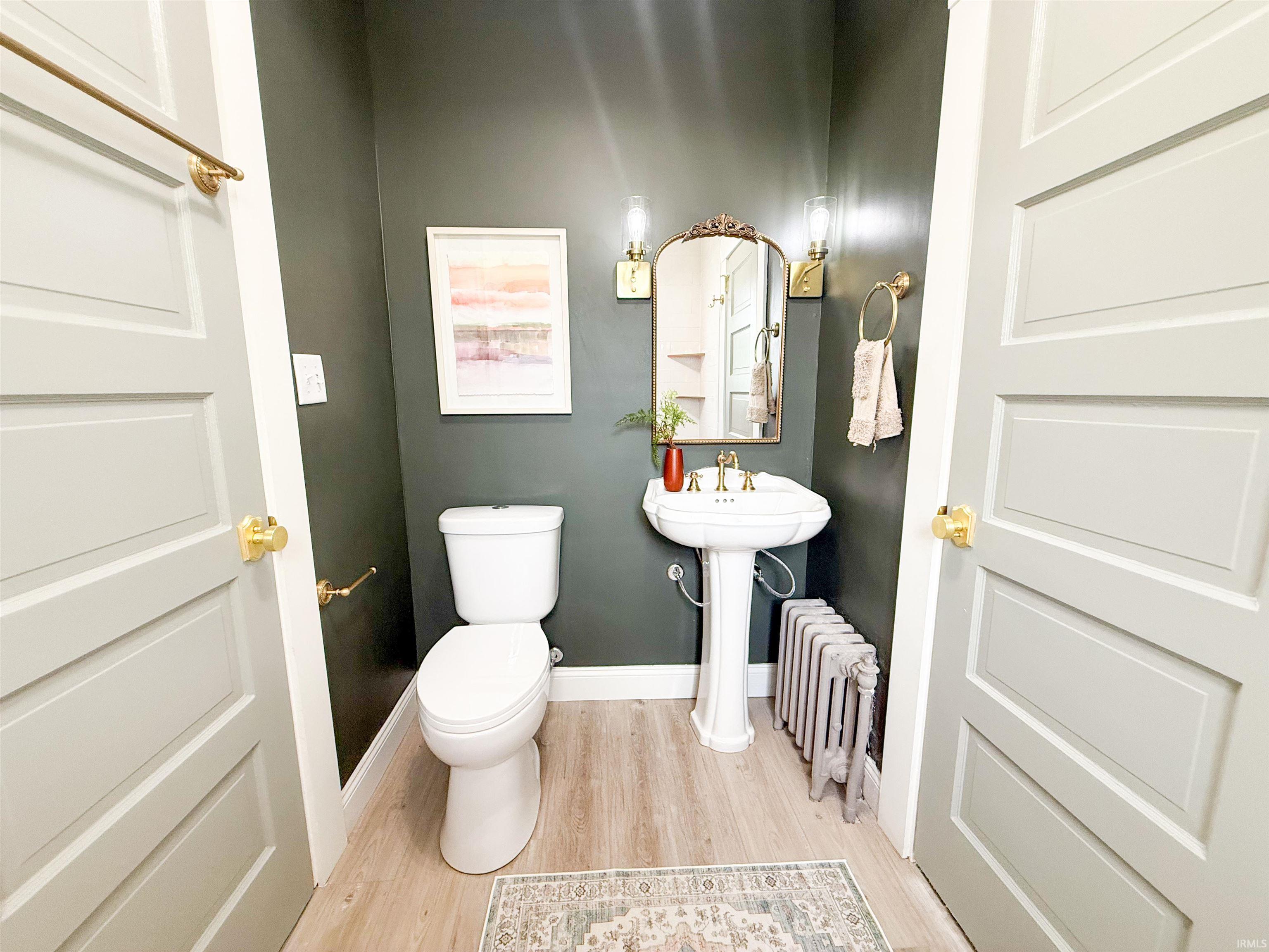 903 Homewood Avenue Mishawaka IN 46544