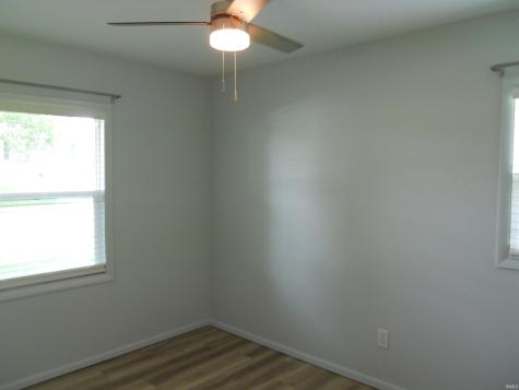 392 S Cedar Drive Ellettsville IN 47429