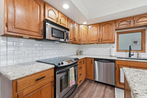 426 E Lynnwood Drive Warsaw IN 46580