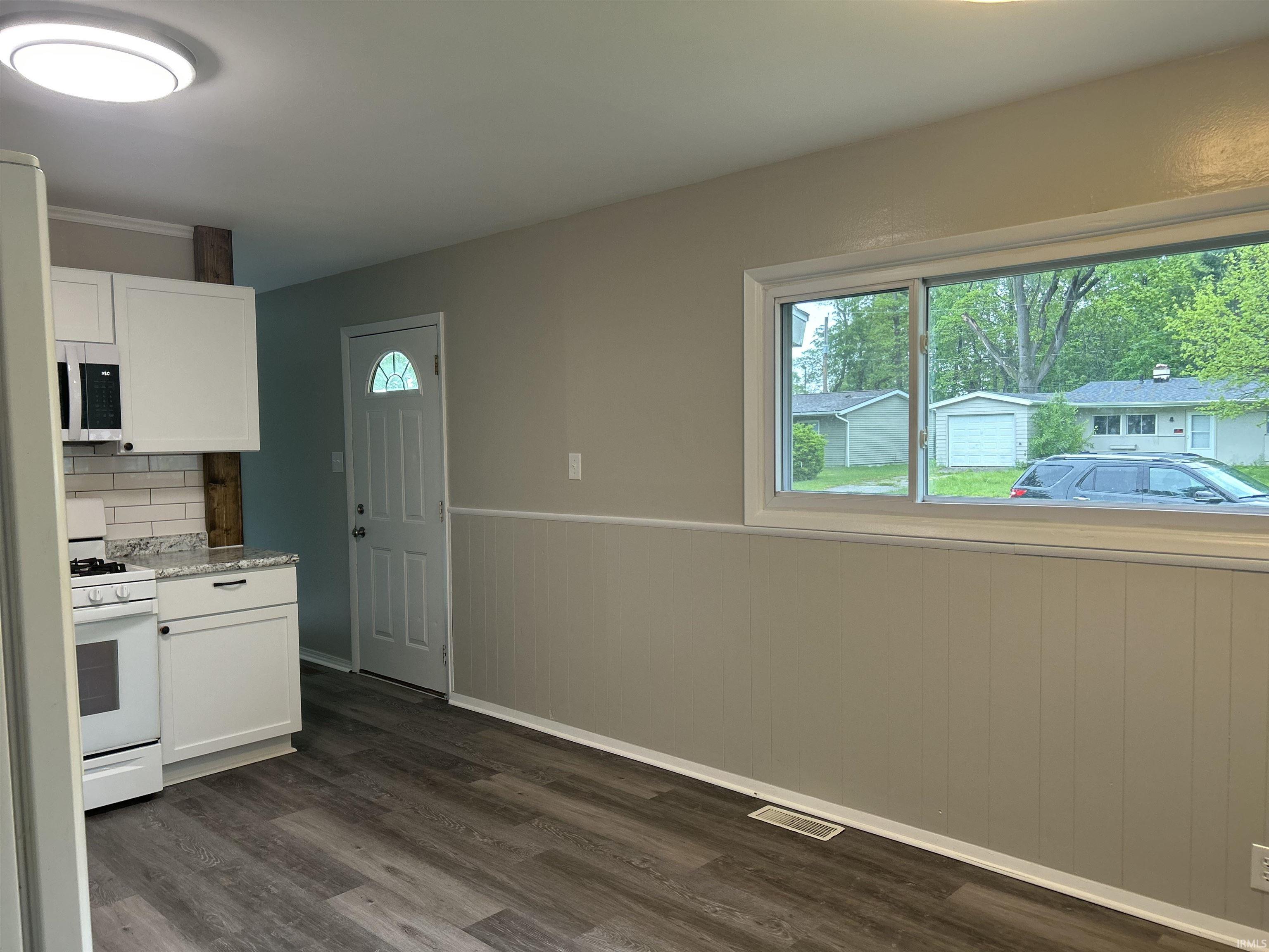 1307 Ebeling Drive South Bend IN 46615