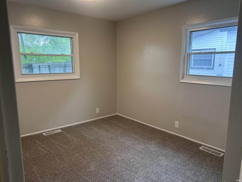 1307 Ebeling Drive South Bend IN 46615