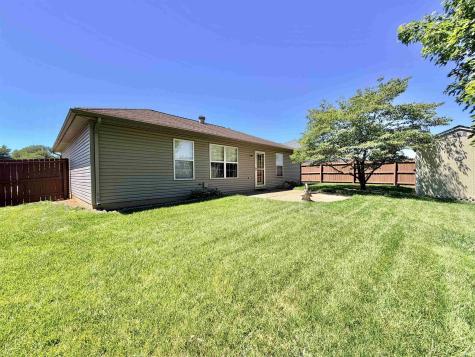2020 Seasons Ridge Boulevard Evansville IN 47715