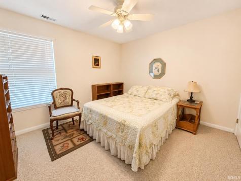 2020 Seasons Ridge Boulevard Evansville IN 47715