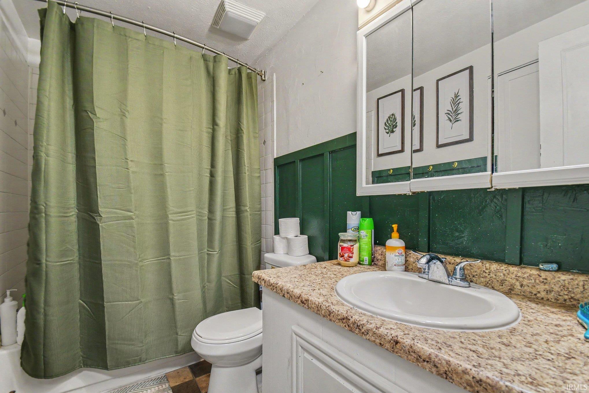 1127 S Parkway Street South Bend IN 46619