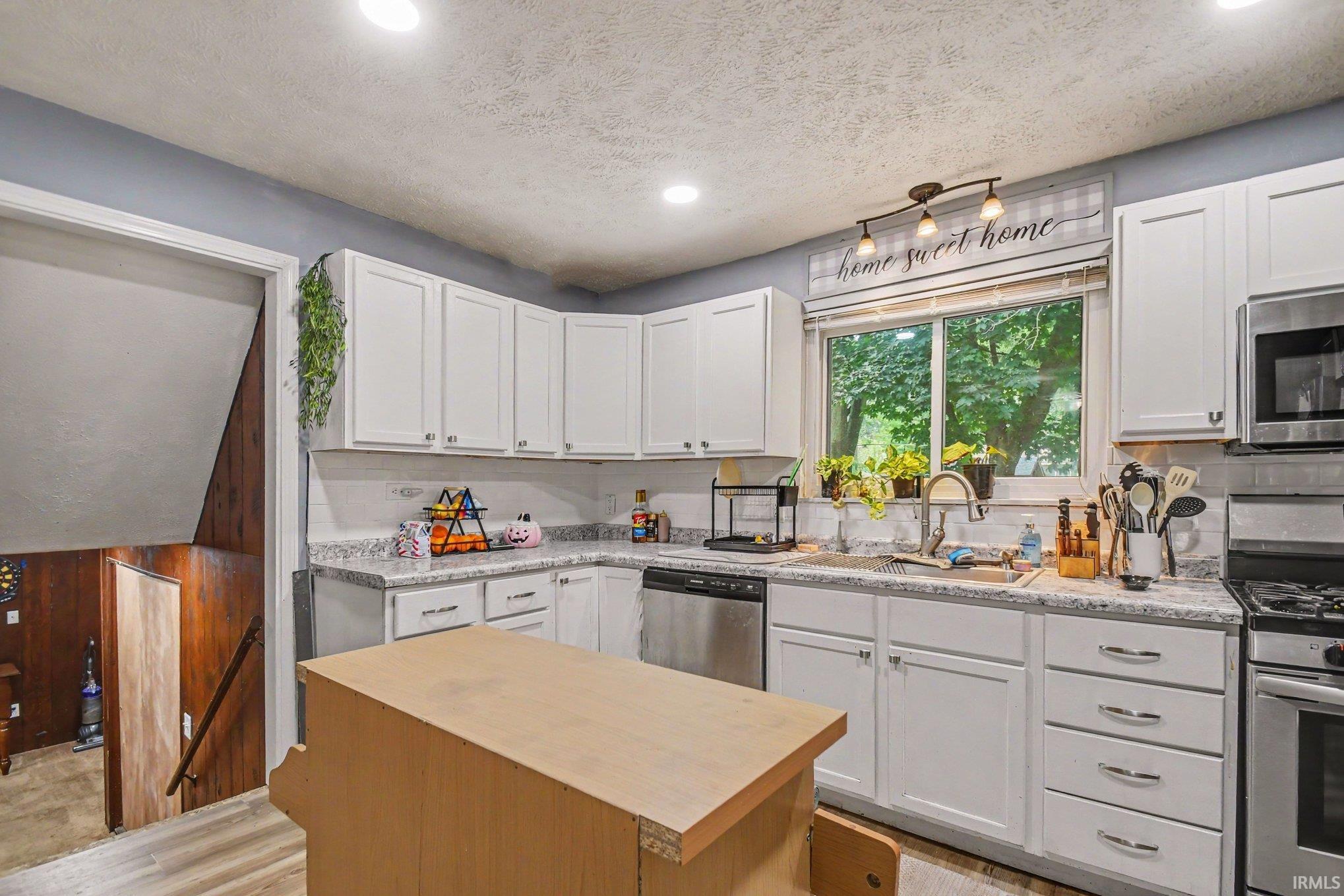 1127 S Parkway Street South Bend IN 46619