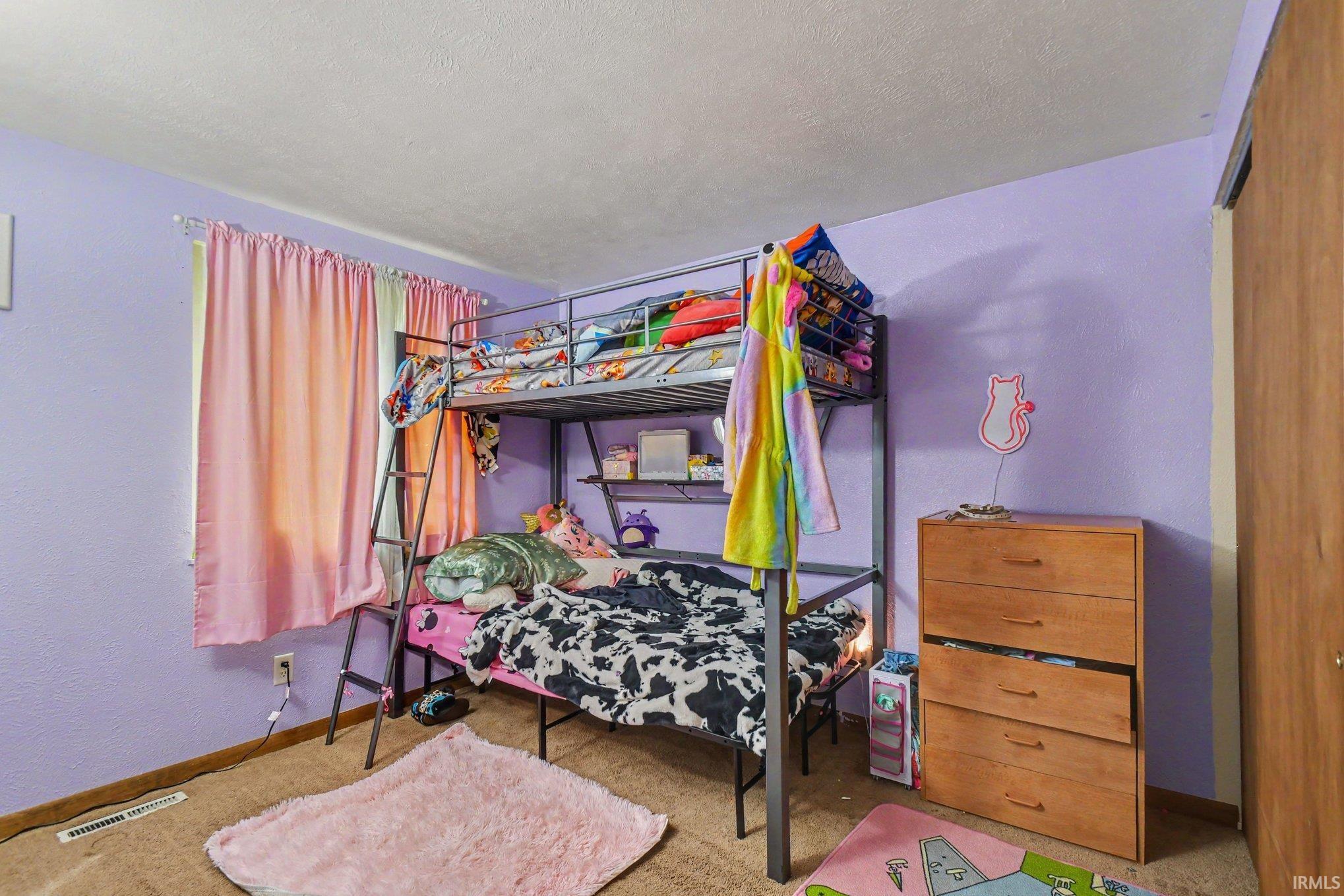 1127 S Parkway Street South Bend IN 46619