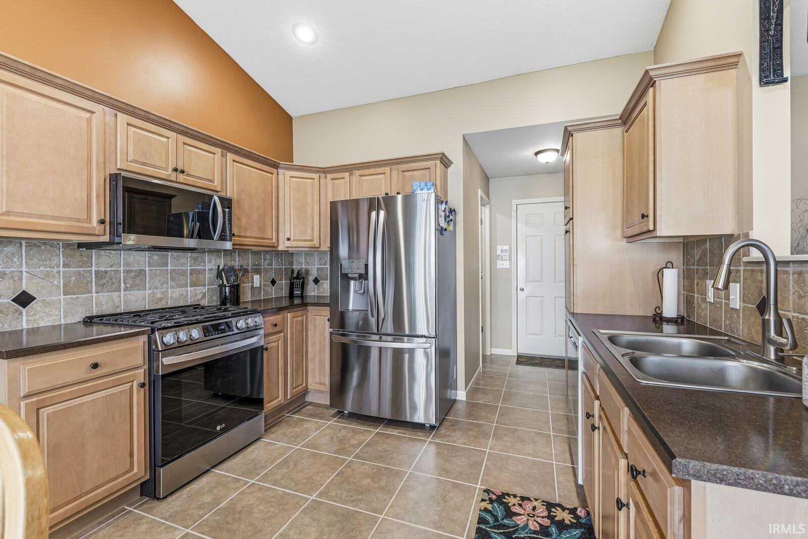 52603 Common Eider Trail South Bend IN 46628