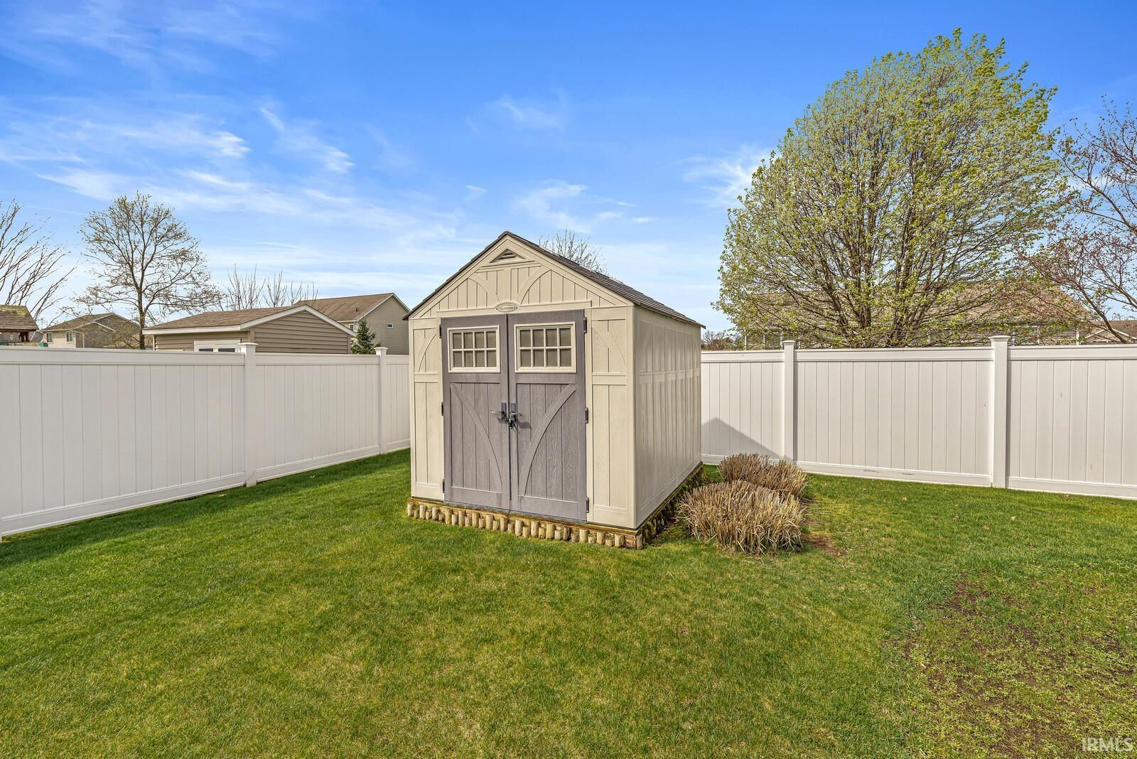52603 Common Eider Trail South Bend IN 46628