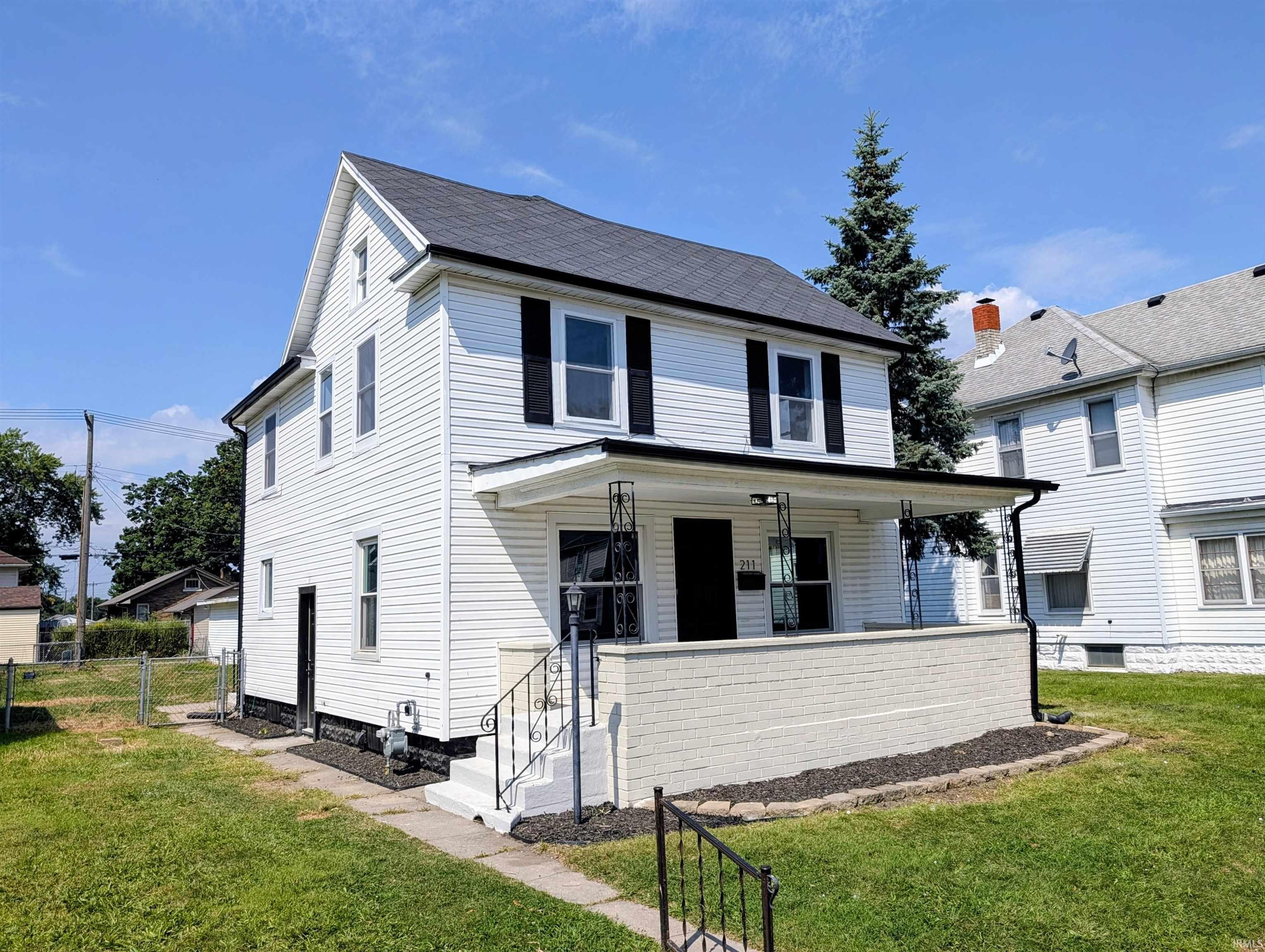211 Cleveland Street Mishawaka IN 46544