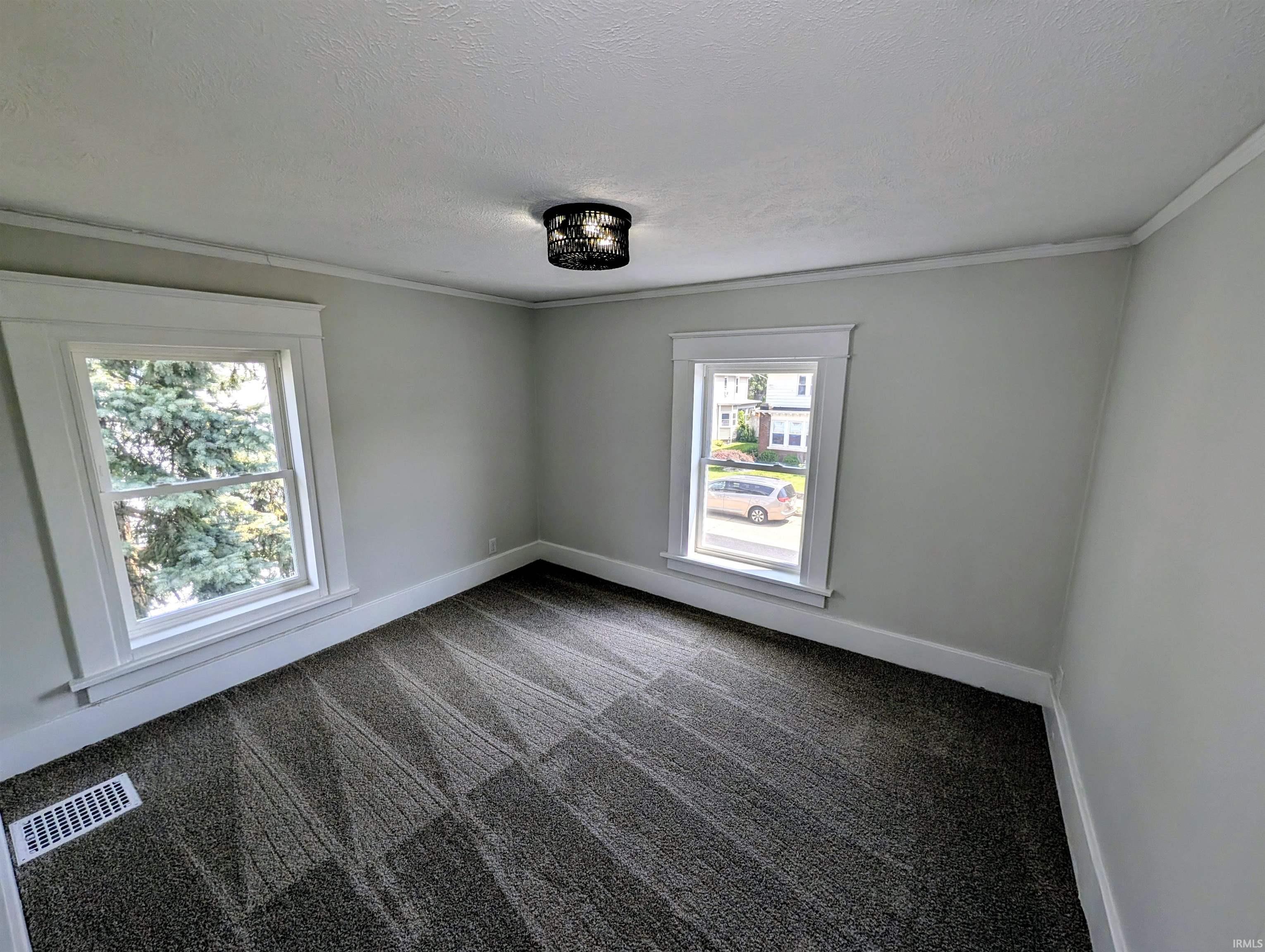 211 Cleveland Street Mishawaka IN 46544