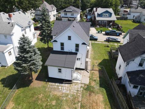 211 Cleveland Street Mishawaka IN 46544