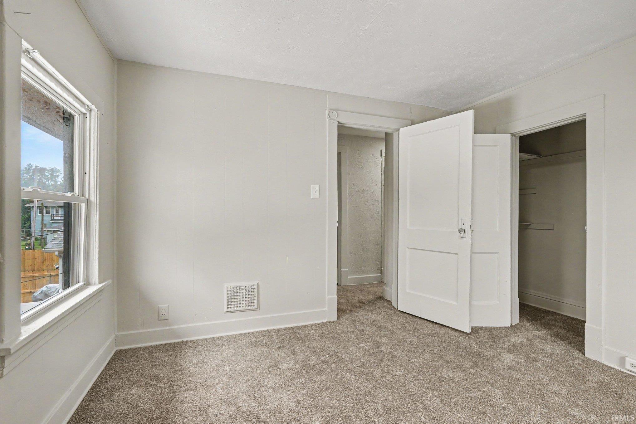 540 Blaine Avenue South Bend IN 46616