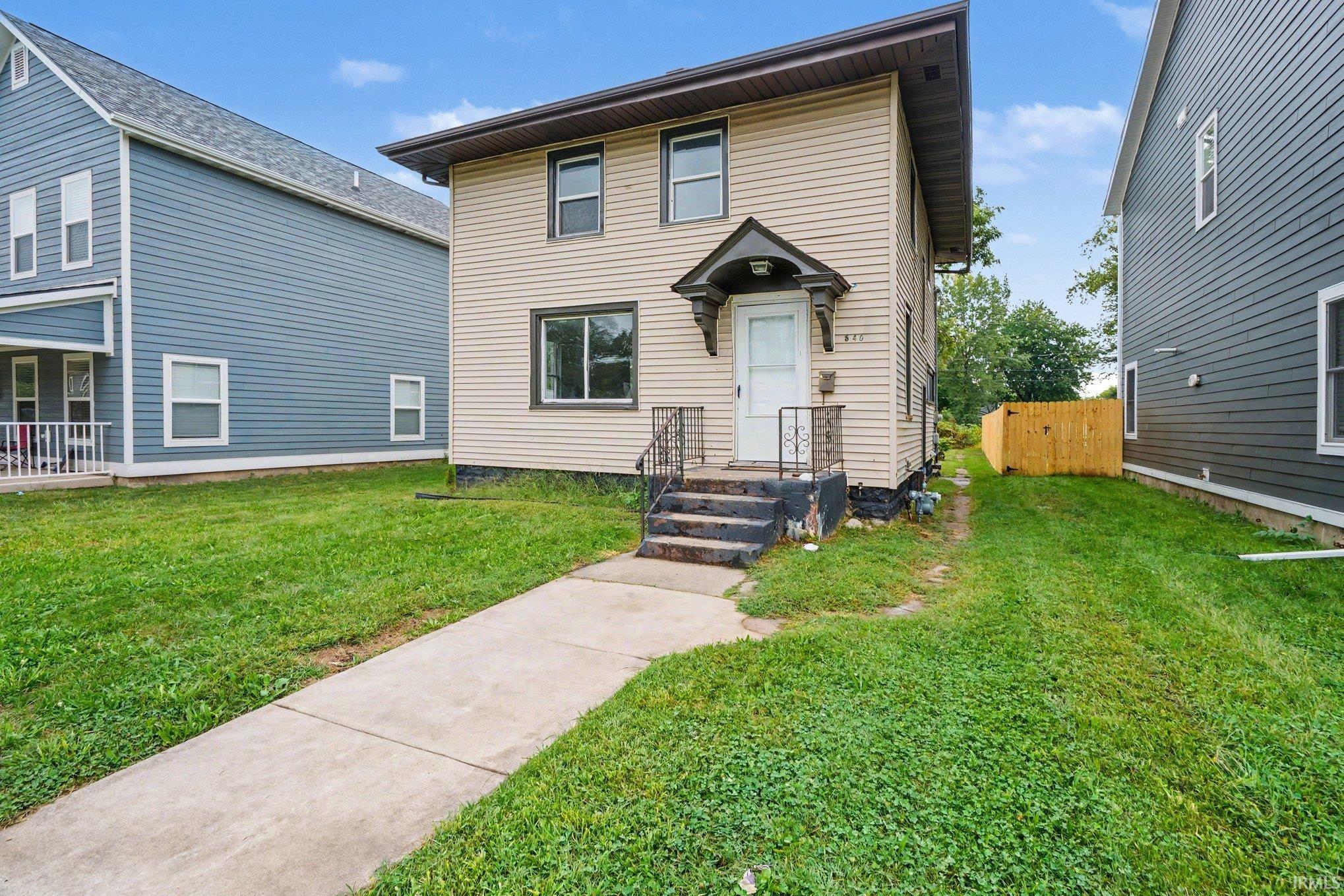 540 Blaine Avenue South Bend IN 46616