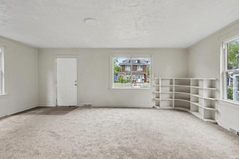 540 Blaine Avenue South Bend IN 46616