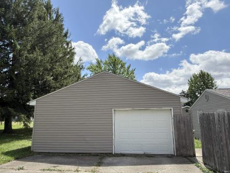 335 N Parker Avenue Albany IN 47320