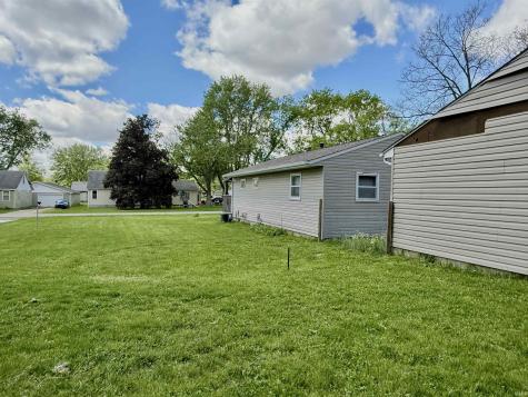 335 N Parker Avenue Albany IN 47320