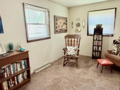 335 N Parker Avenue Albany IN 47320
