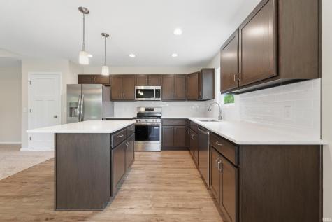 10243 Tirian Place Fort Wayne IN 46835
