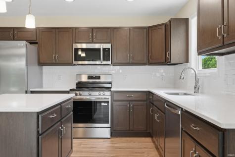 10243 Tirian Place Fort Wayne IN 46835