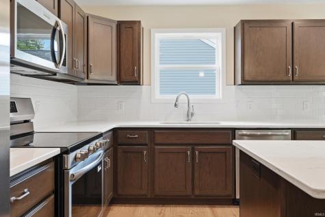 10243 Tirian Place Fort Wayne IN 46835