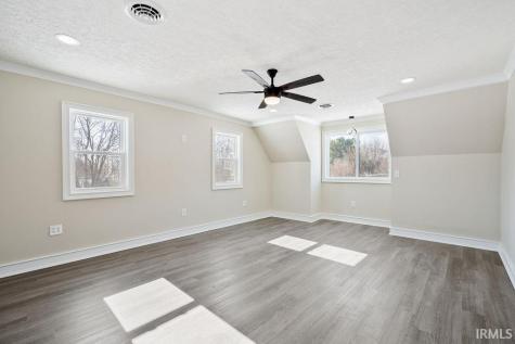 307 W Walnut Street Sharpsville IN 46068