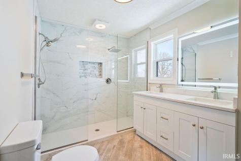 307 W Walnut Street Sharpsville IN 46068