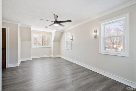307 W Walnut Street Sharpsville IN 46068