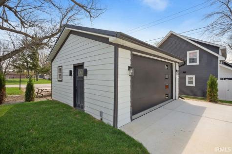 307 W Walnut Street Sharpsville IN 46068