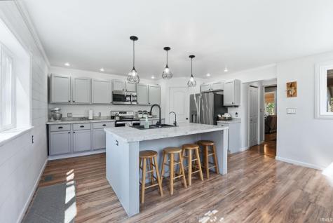 5975 S Woodstrail Dr -57 Columbia City IN 46725