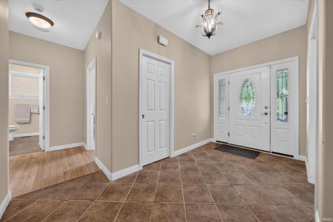 4561 Spinnaker Trace Lafayette IN 47909