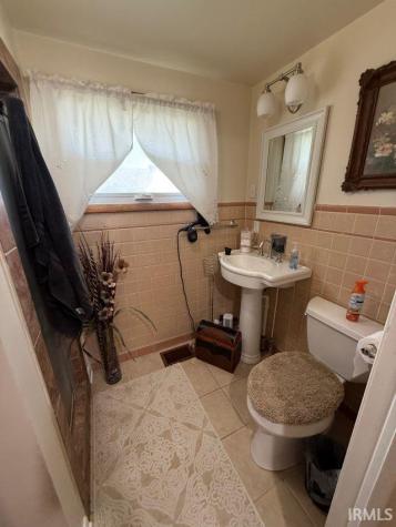 716 W Oak Street Mitchell IN 47446