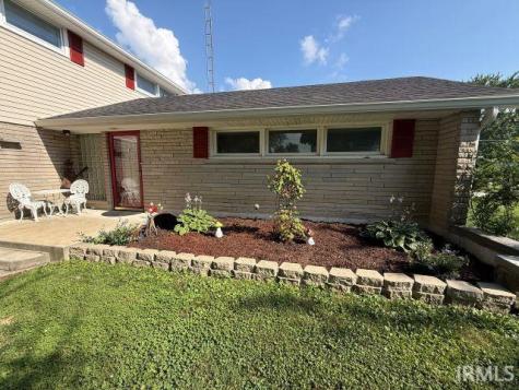 716 W Oak Street Mitchell IN 47446