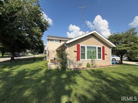 716 W Oak Street Mitchell IN 47446