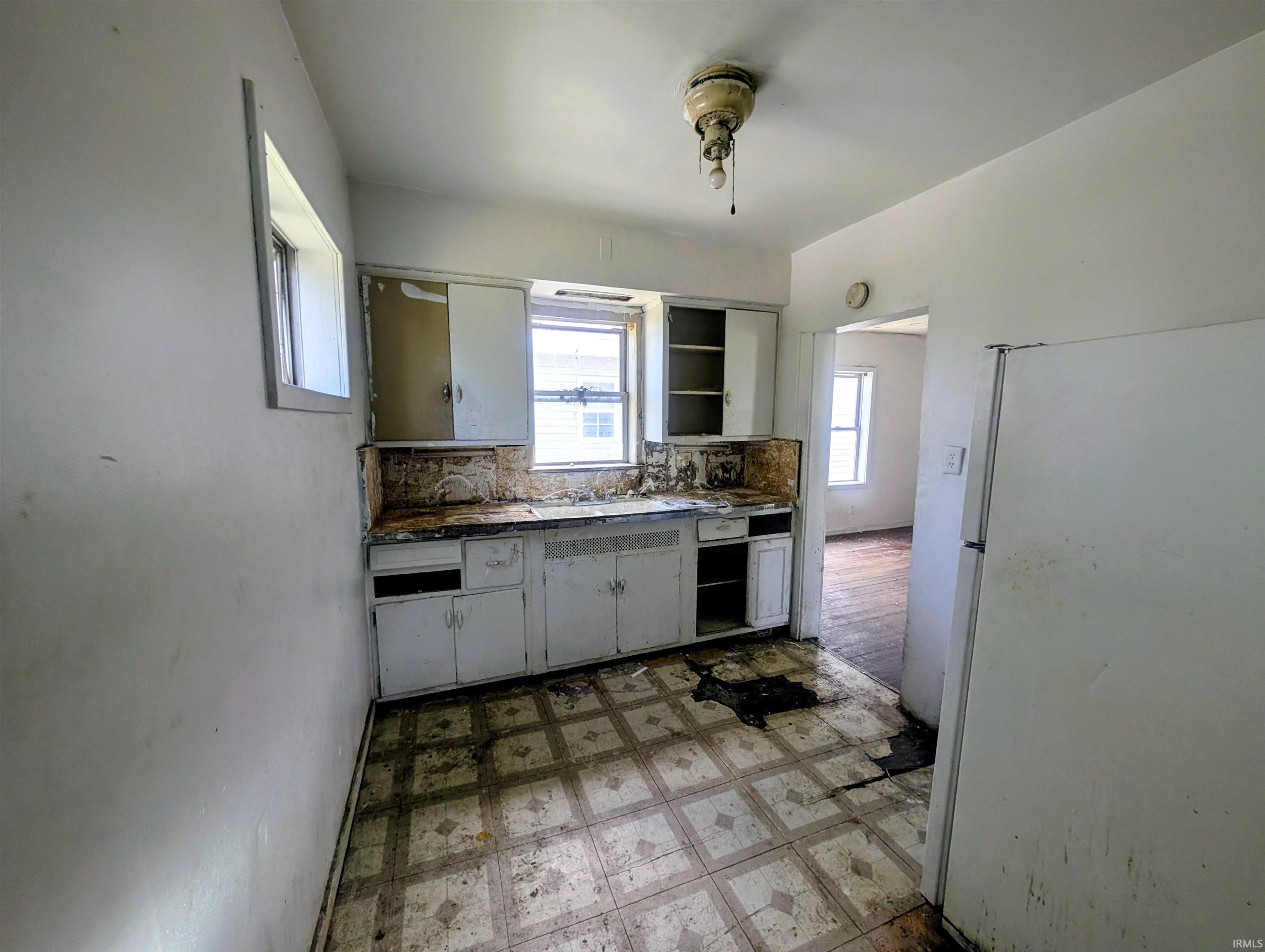 1323 W Sample Street South Bend IN 46619