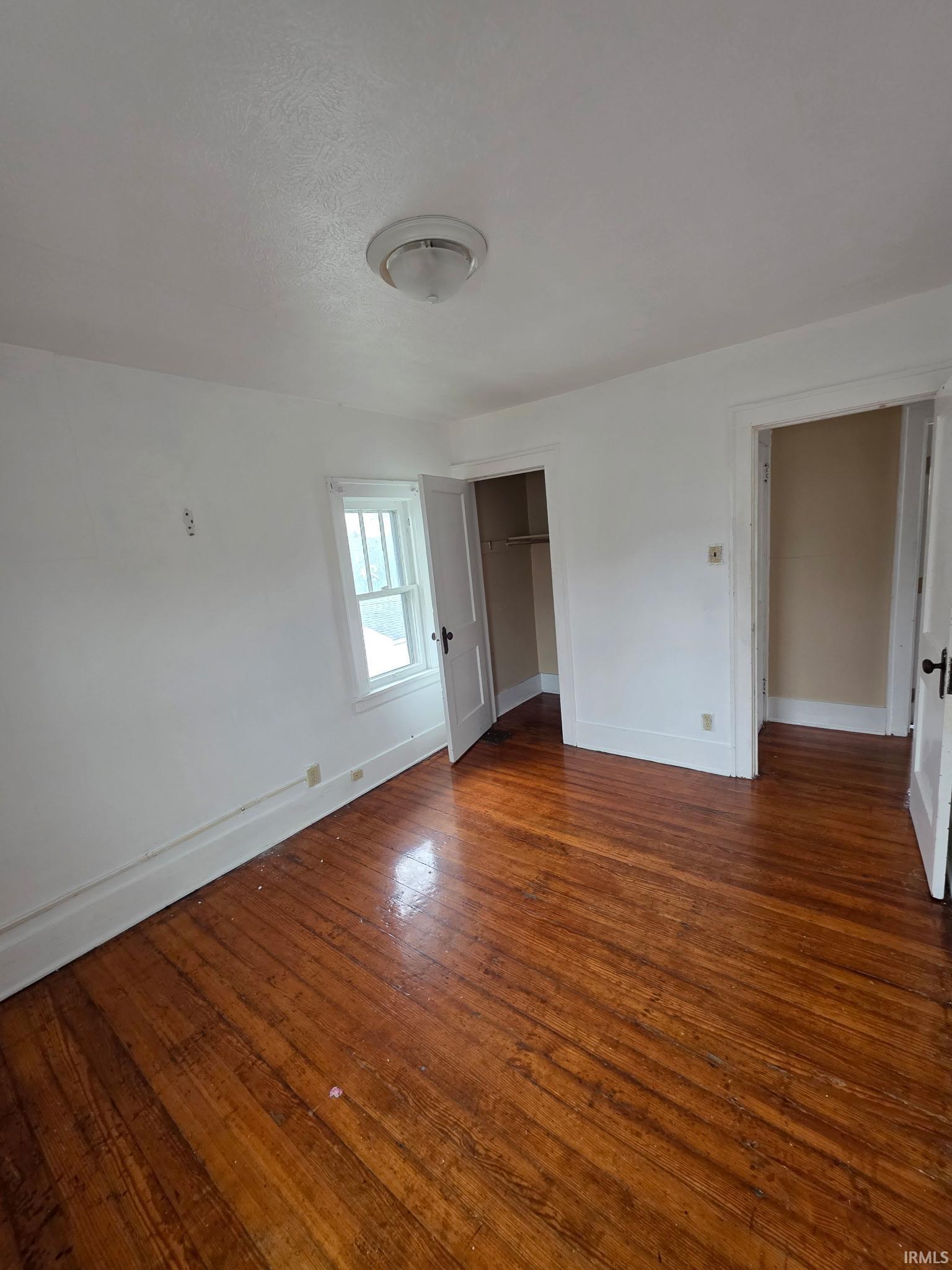 2022 Roger Street South Bend IN 46628